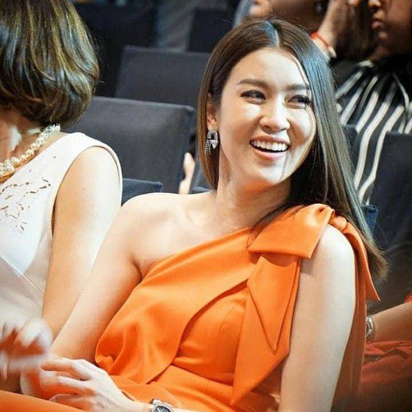 Club Friday The Series 11 - Ruk Lam Sen: Chuyện tình bách hợp éo le 12